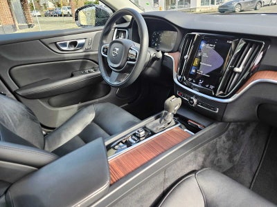 2021 Volvo S60 Momentum