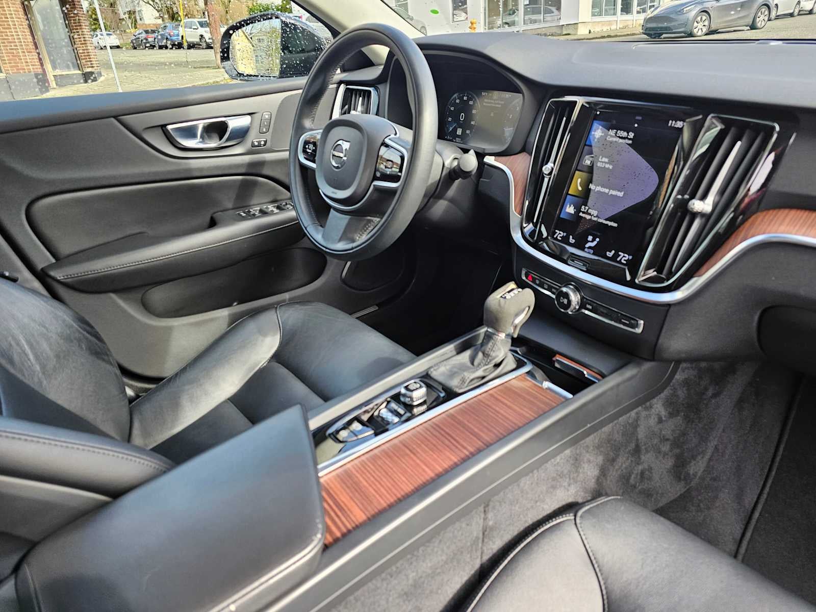 2021 Volvo S60 Momentum