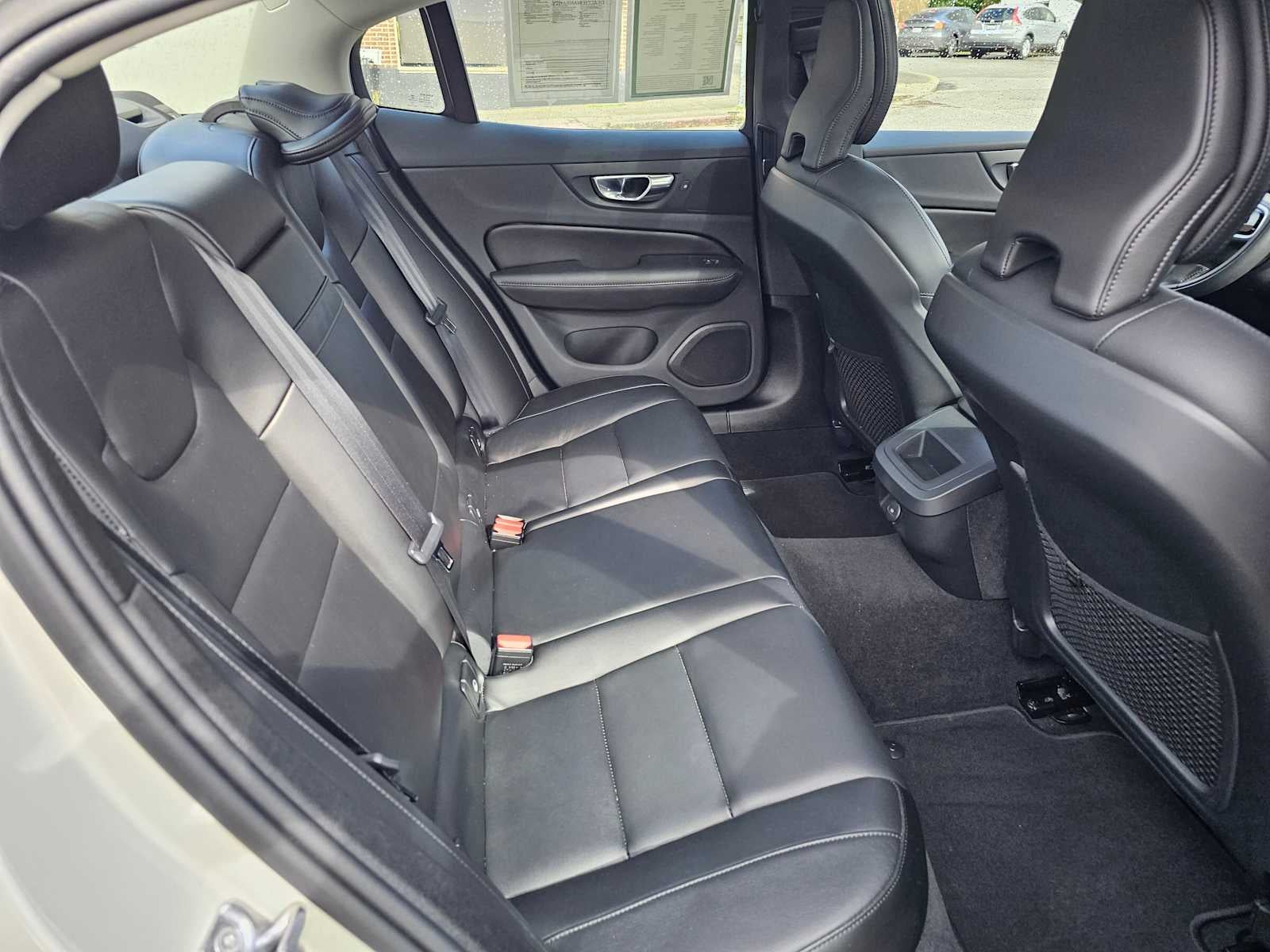 2021 Volvo S60 Momentum