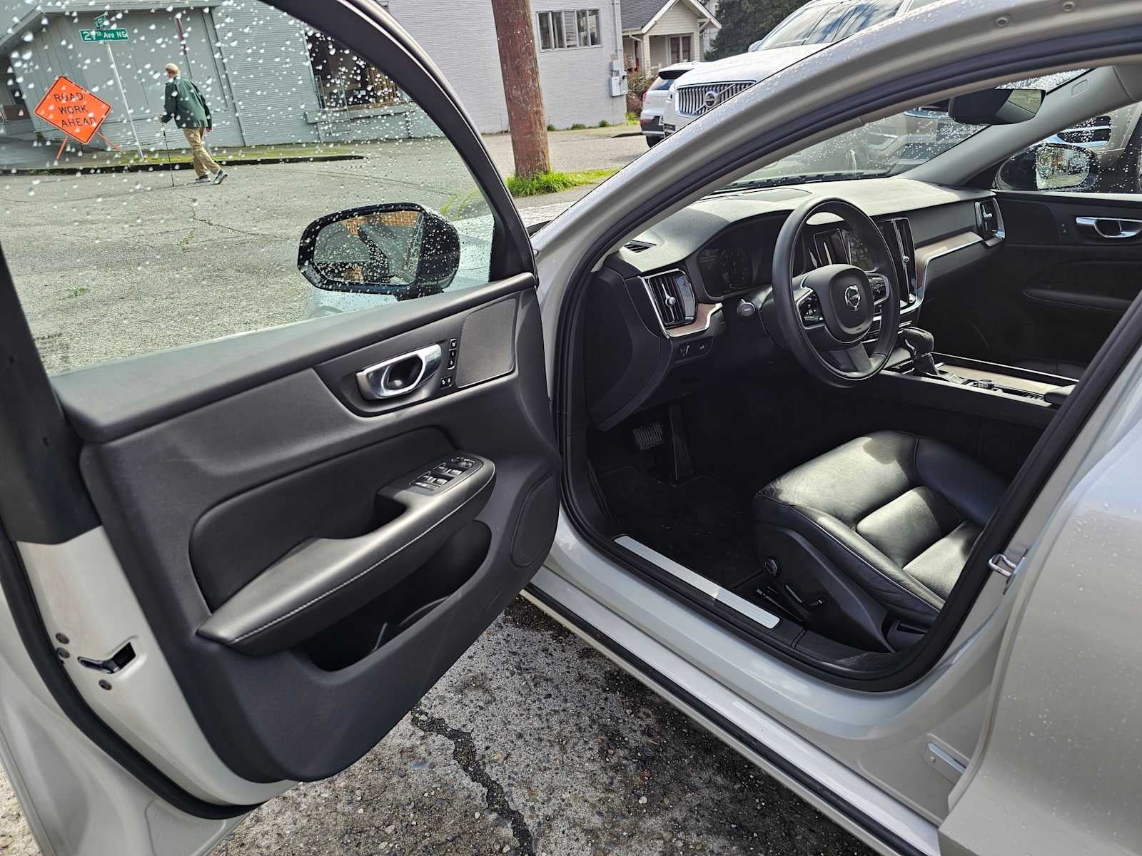 2021 Volvo S60 Momentum