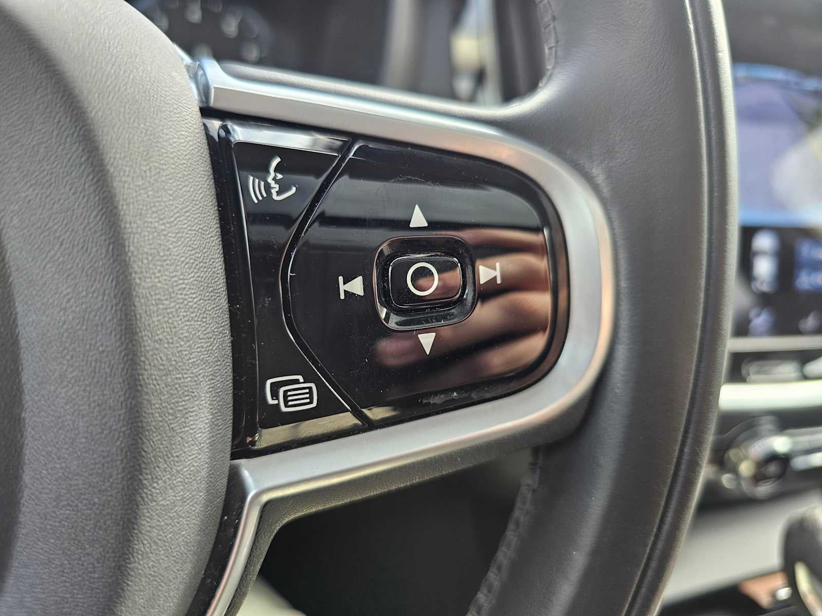 2021 Volvo S60 Momentum