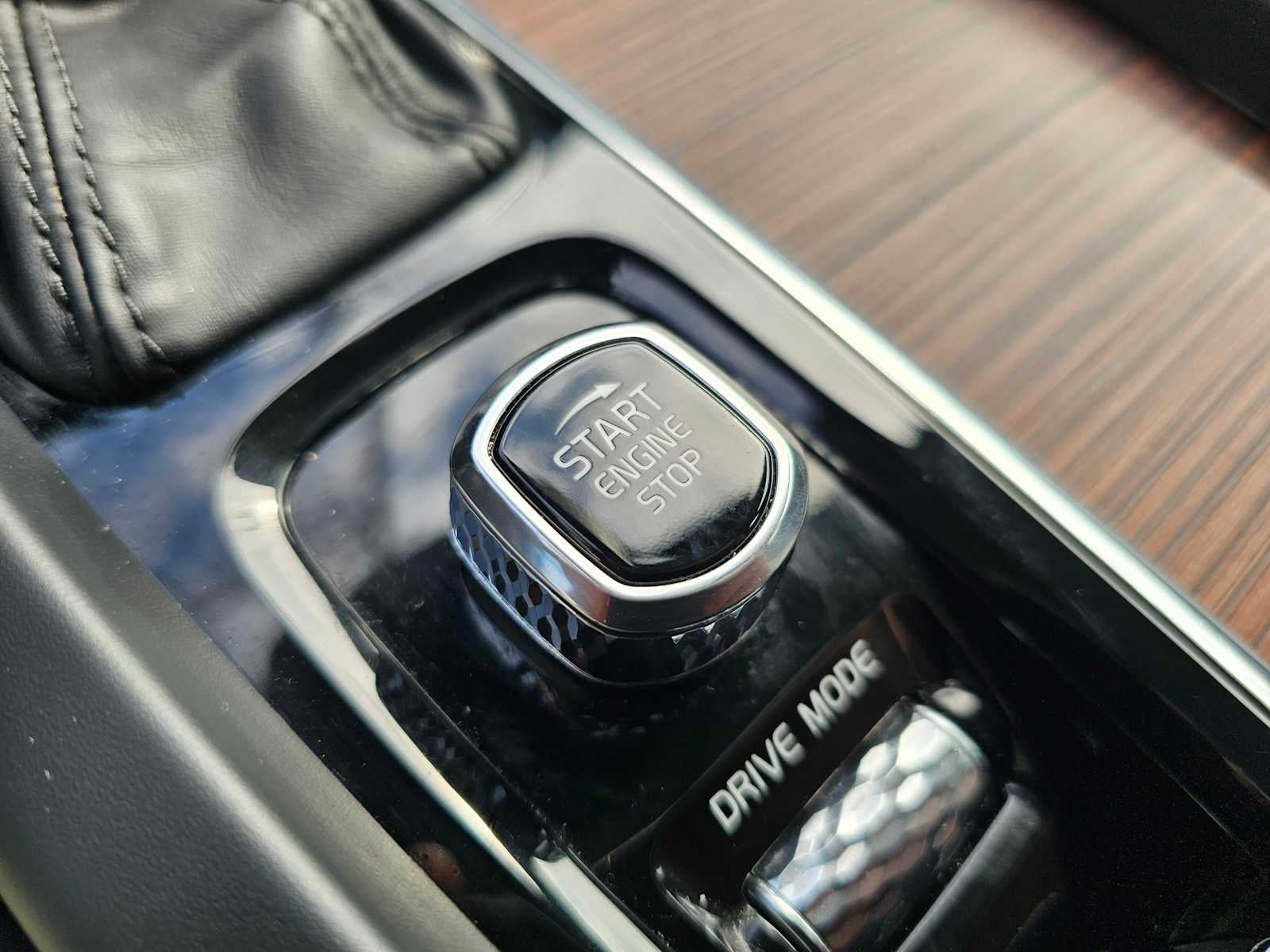 2021 Volvo S60 Momentum