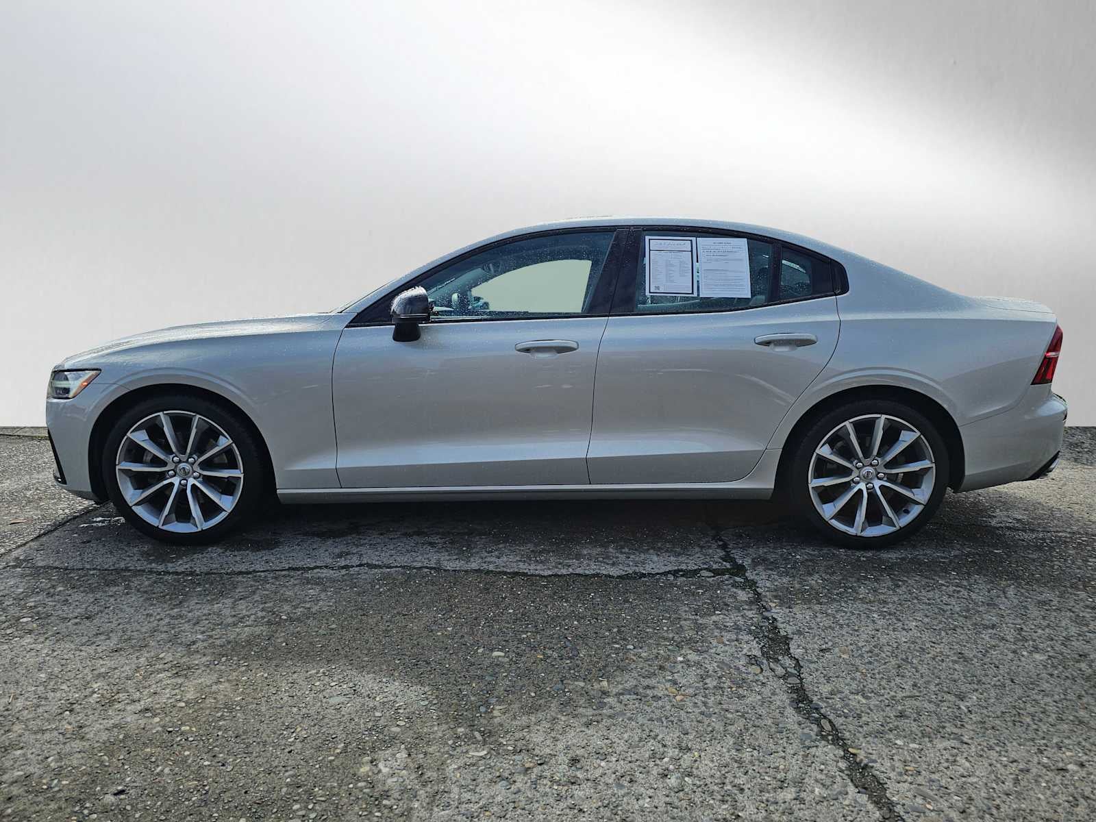 2021 Volvo S60 Momentum