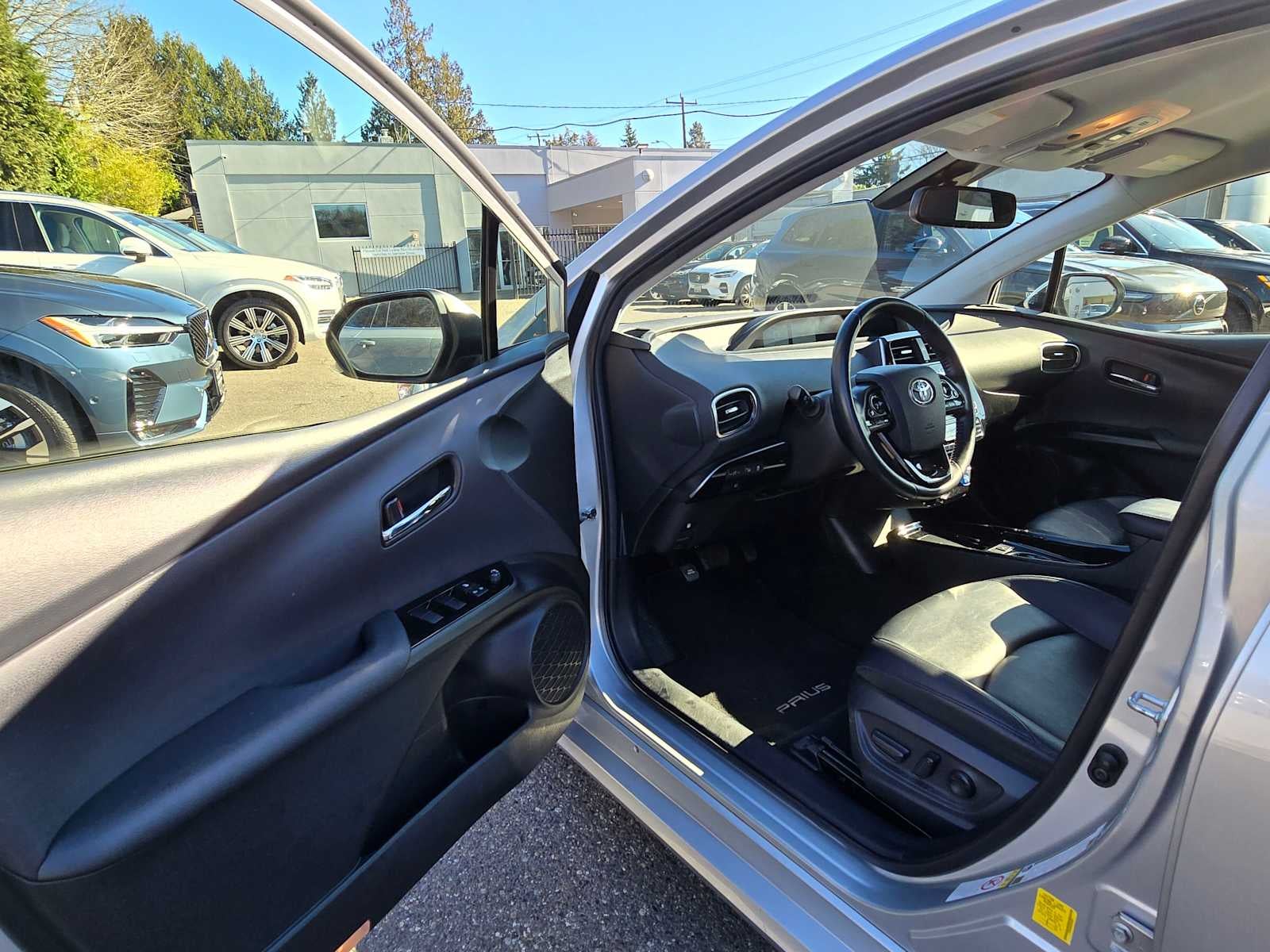 2022 Toyota Prius XLE