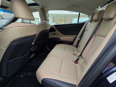 2019 Lexus ES Luxury