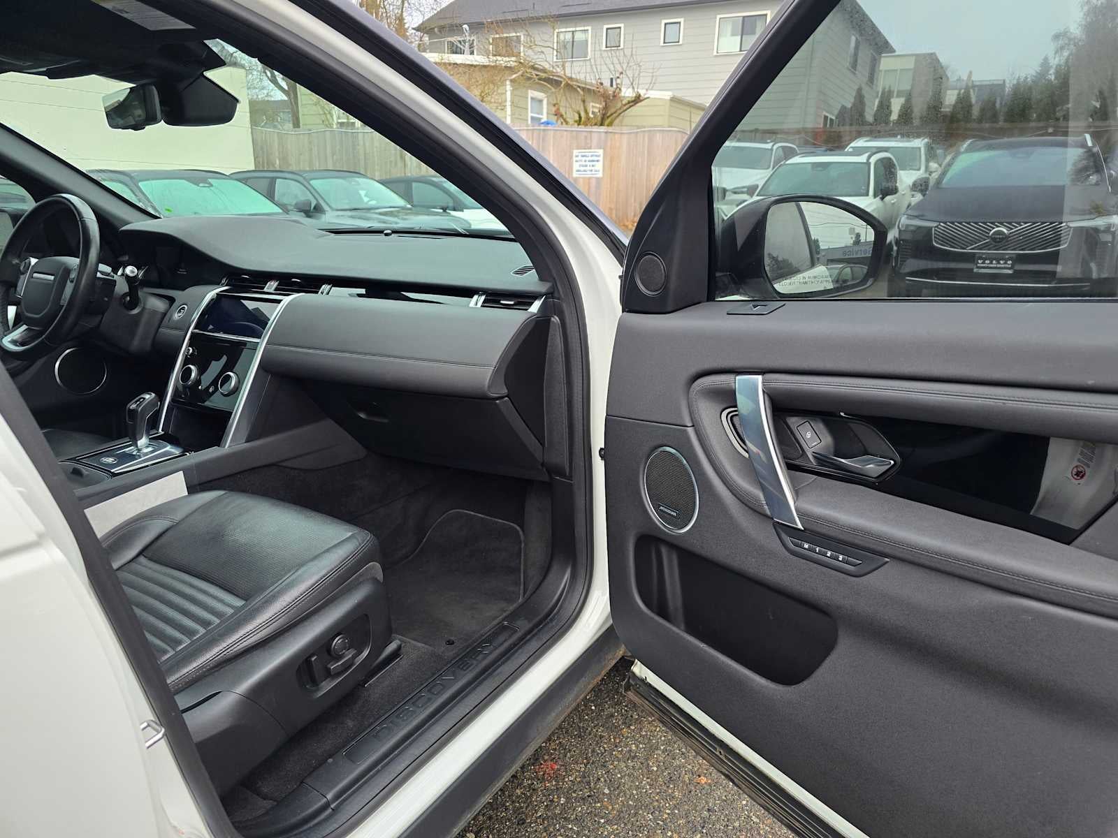 2020 Land Rover Discovery Sport SE