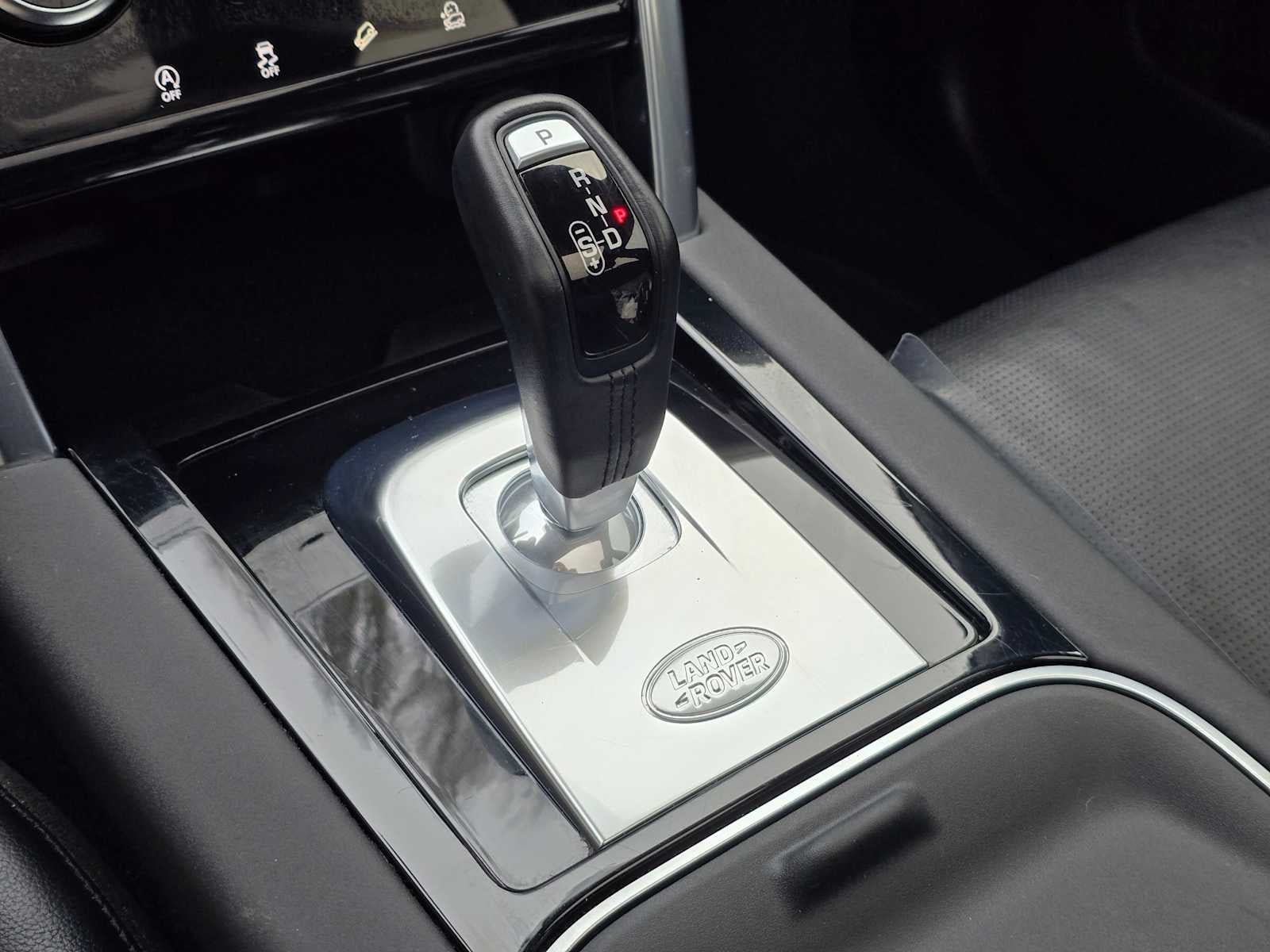 2020 Land Rover Discovery Sport SE