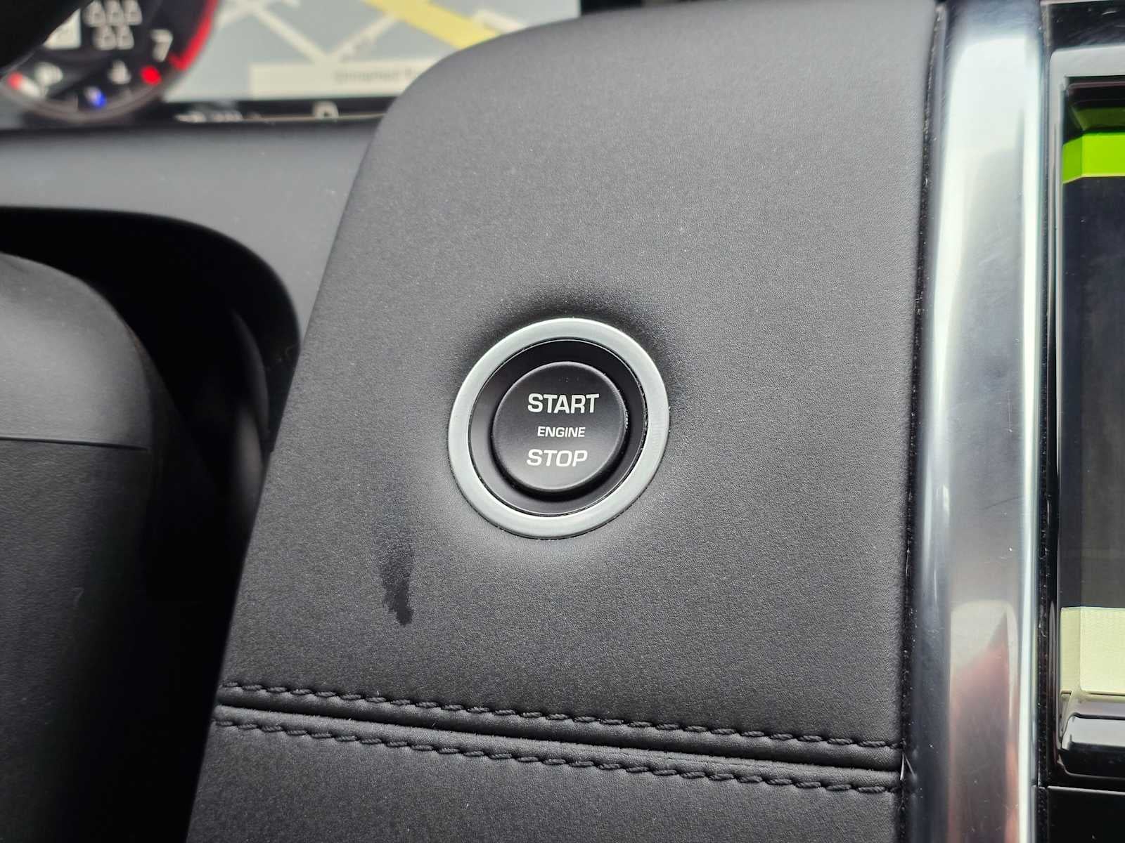 2020 Land Rover Discovery Sport SE