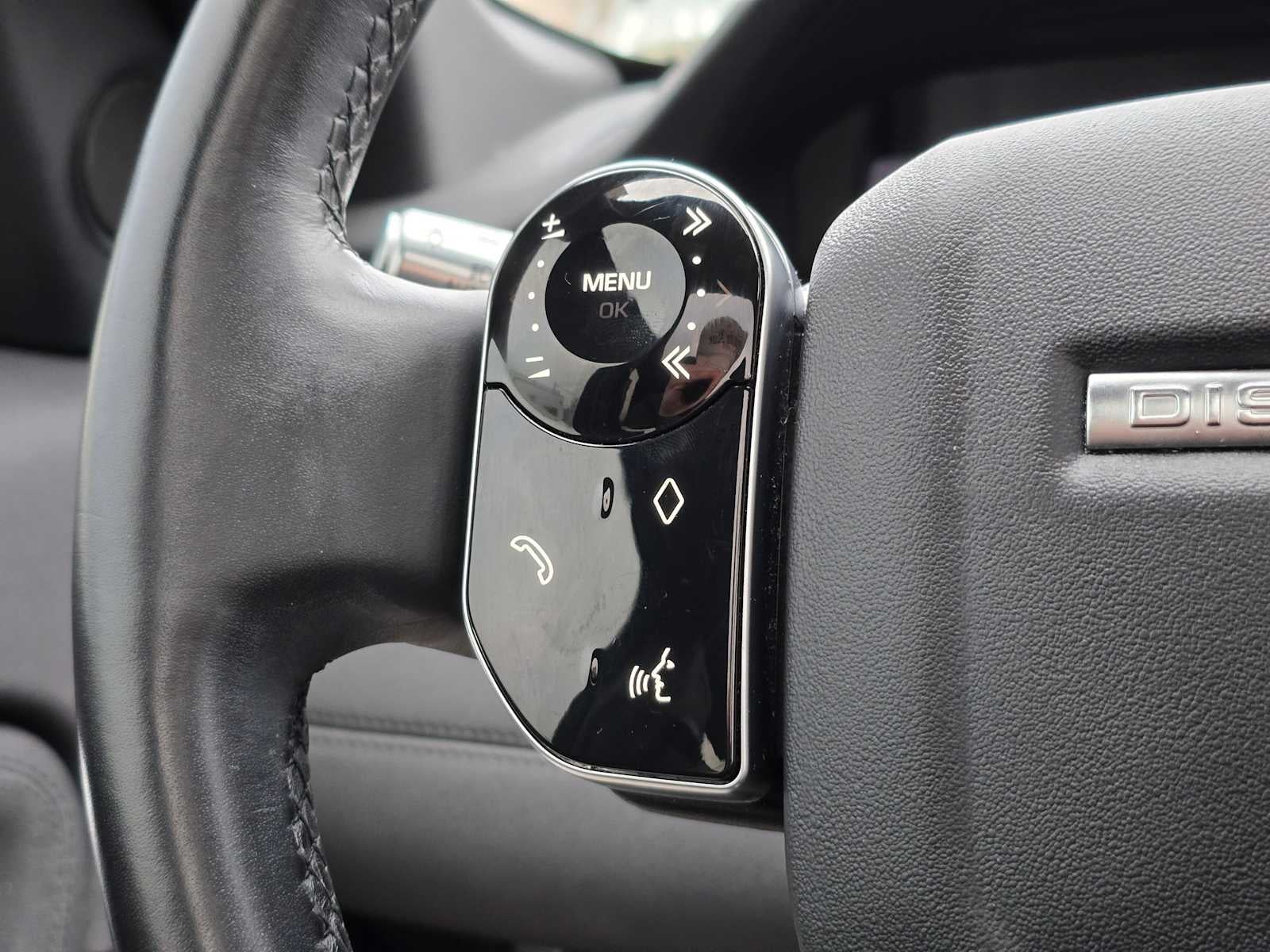 2020 Land Rover Discovery Sport SE