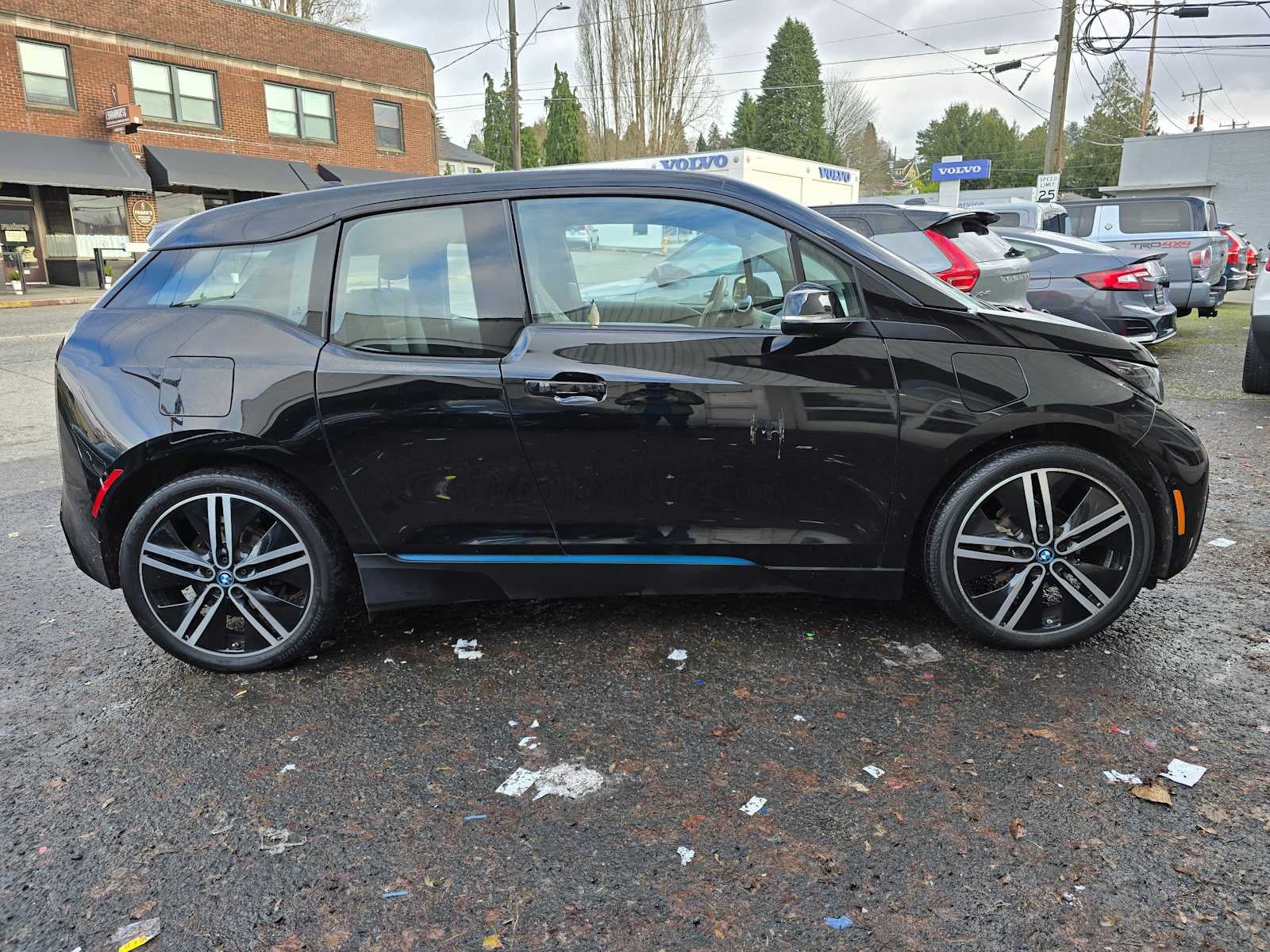 2016 BMW i3 4dr HB w/Range Extender