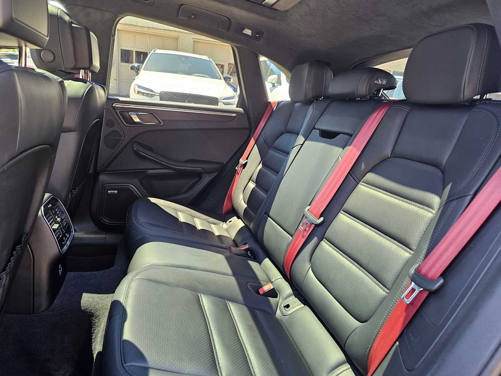 2023 Porsche Macan GTS