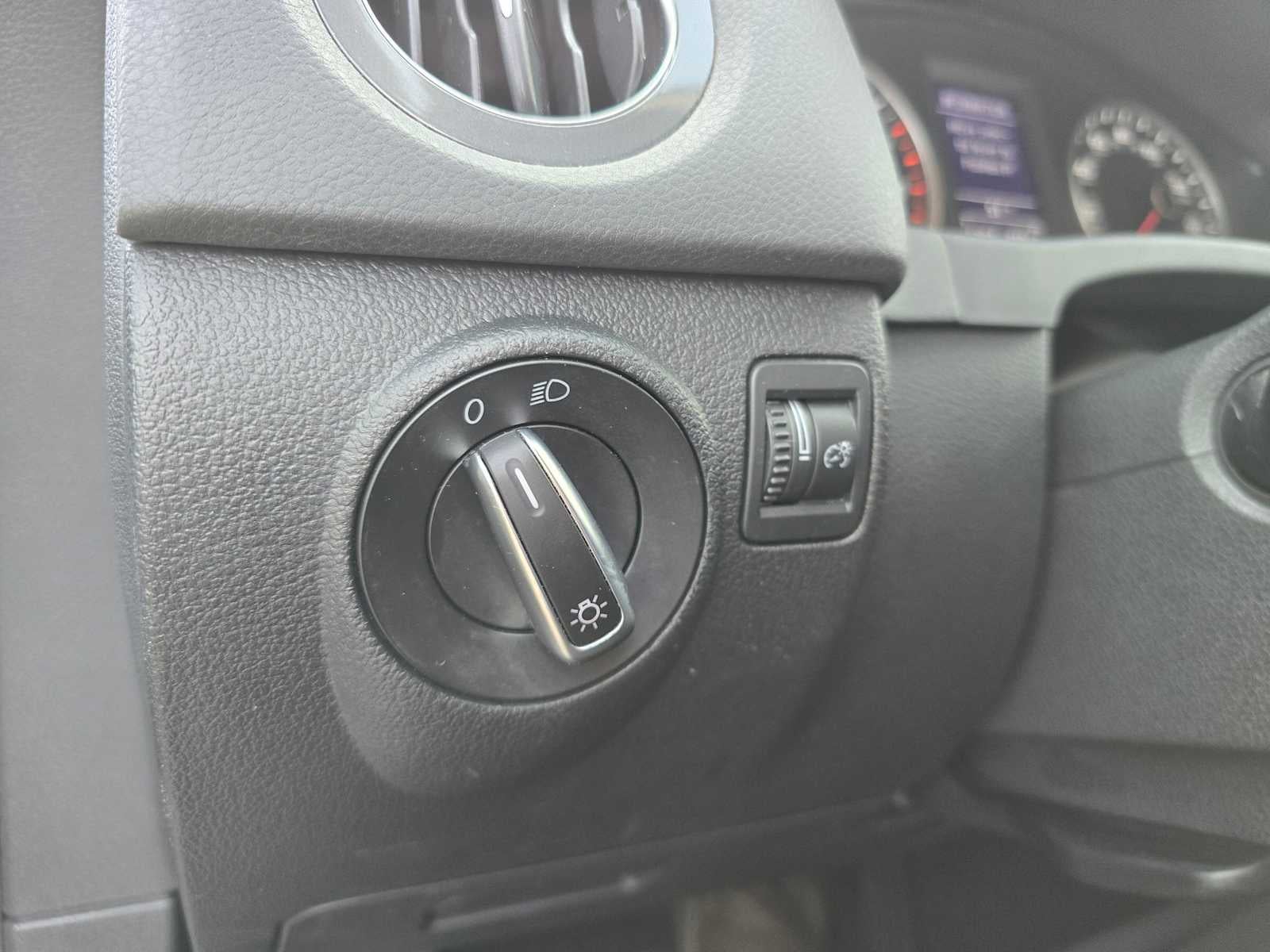 2018 Volkswagen Tiguan 2.0T FWD