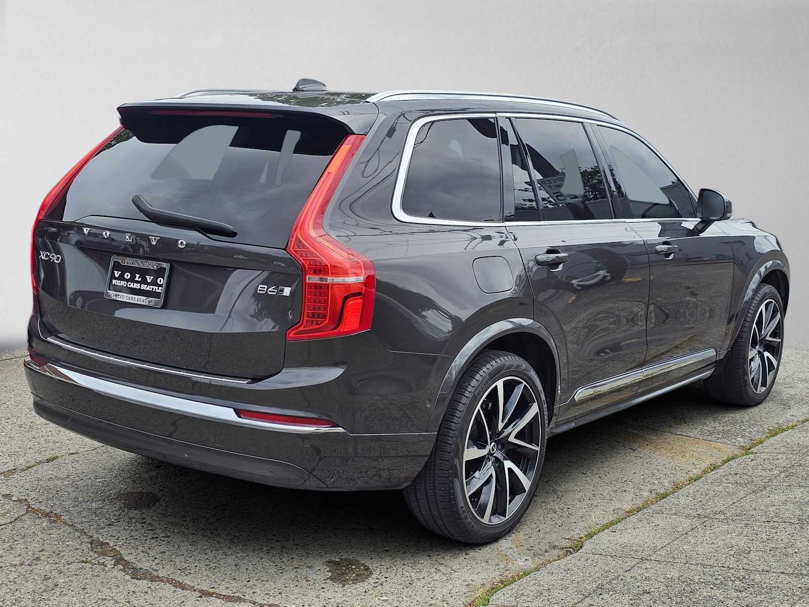 2023 Volvo XC90 Plus