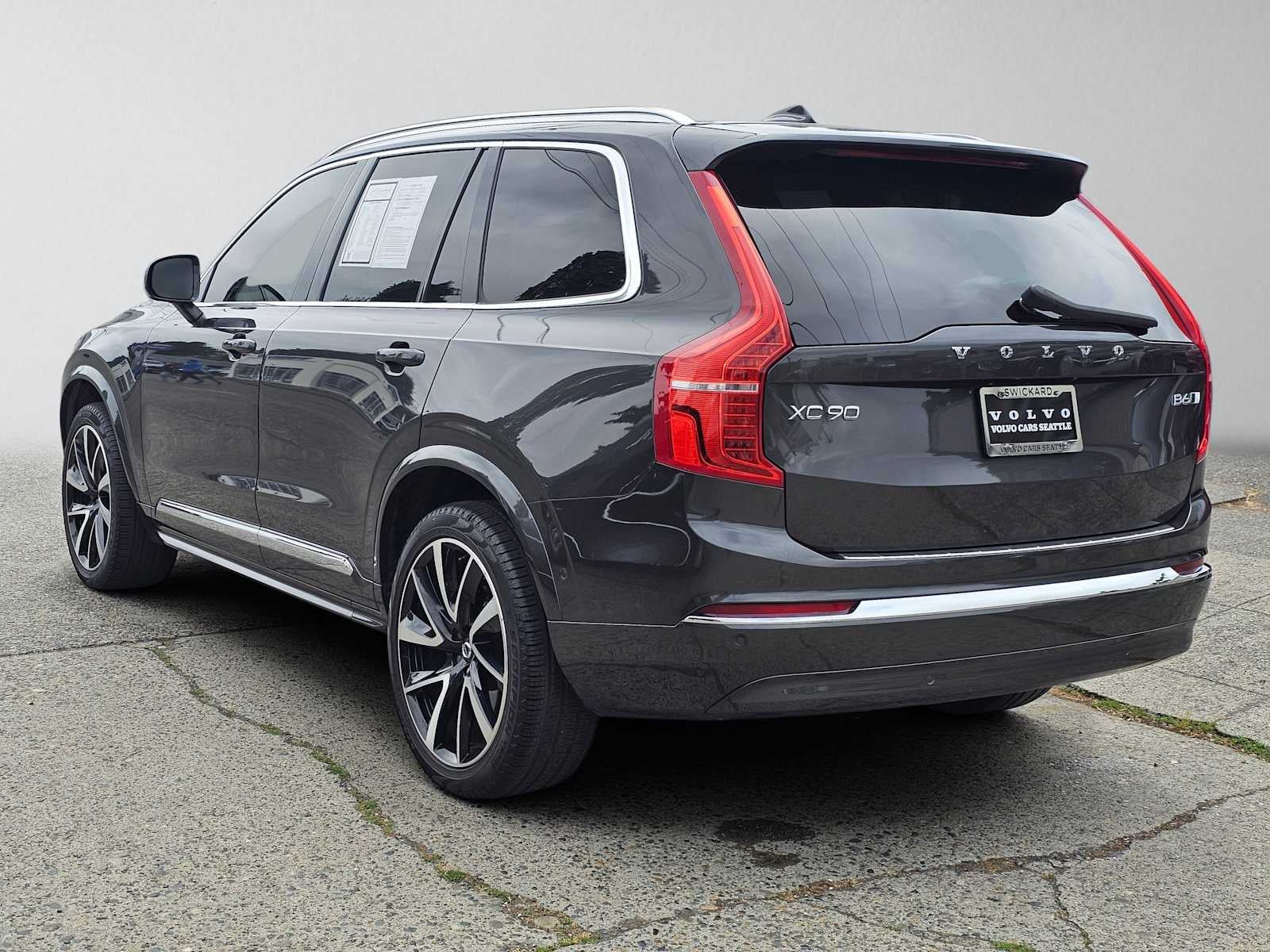 2023 Volvo XC90 Plus