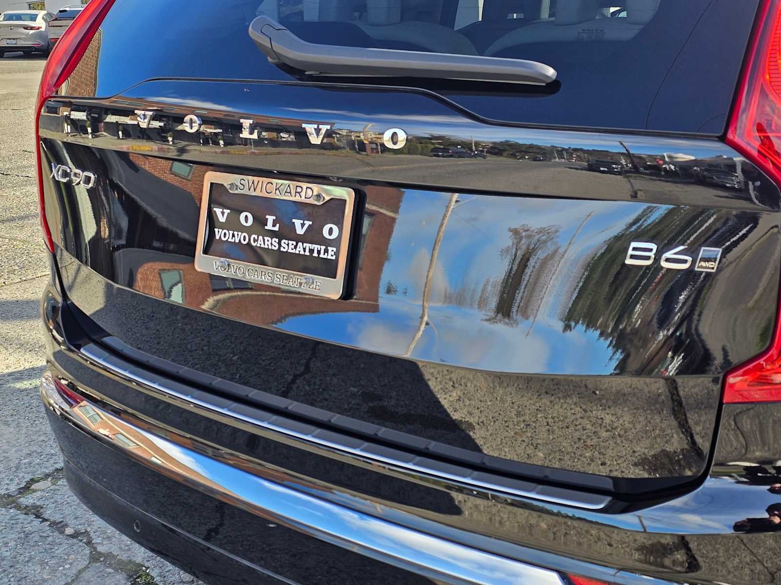 2024 Volvo XC90 Plus Bright Theme