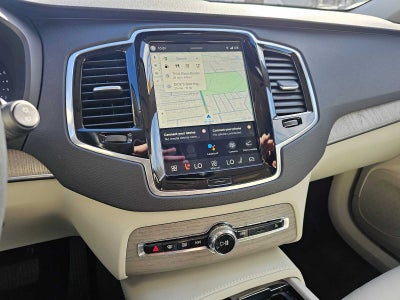 2024 Volvo XC90 Plus Bright Theme