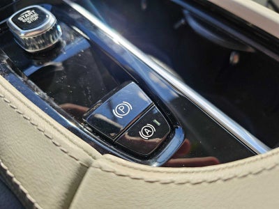 2024 Volvo XC90 Plus Bright Theme