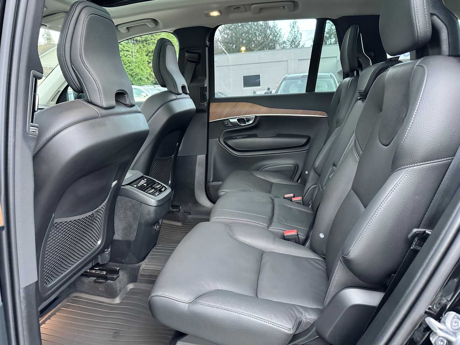 2025 Volvo XC90 Plus