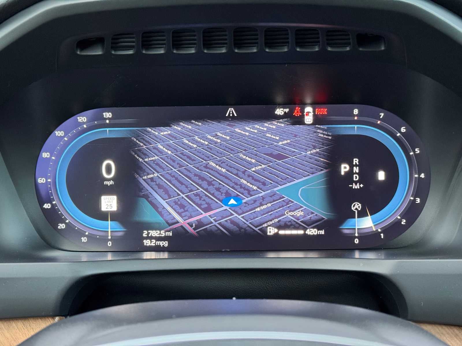 2025 Volvo XC90 Plus