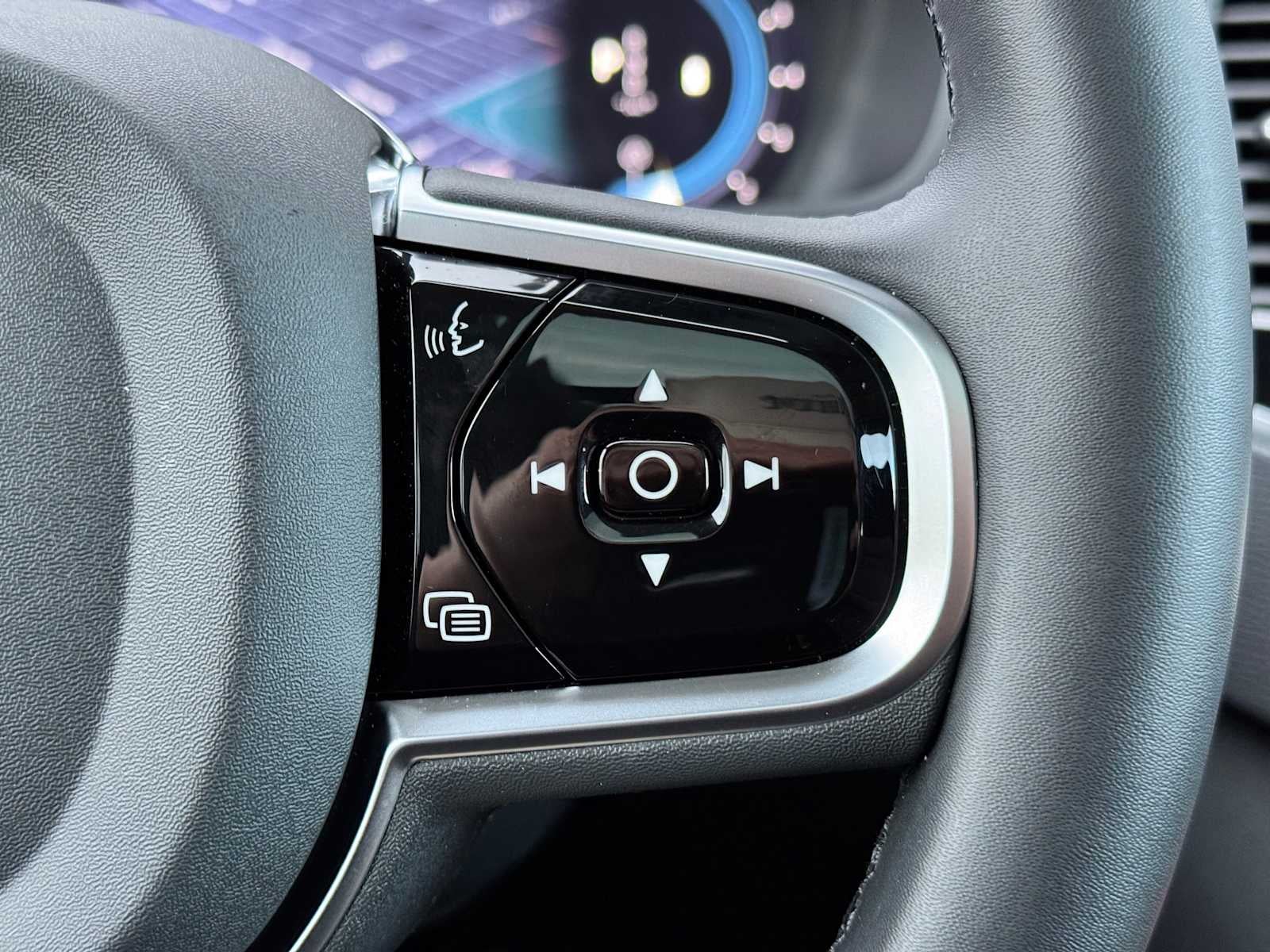 2025 Volvo XC90 Plus