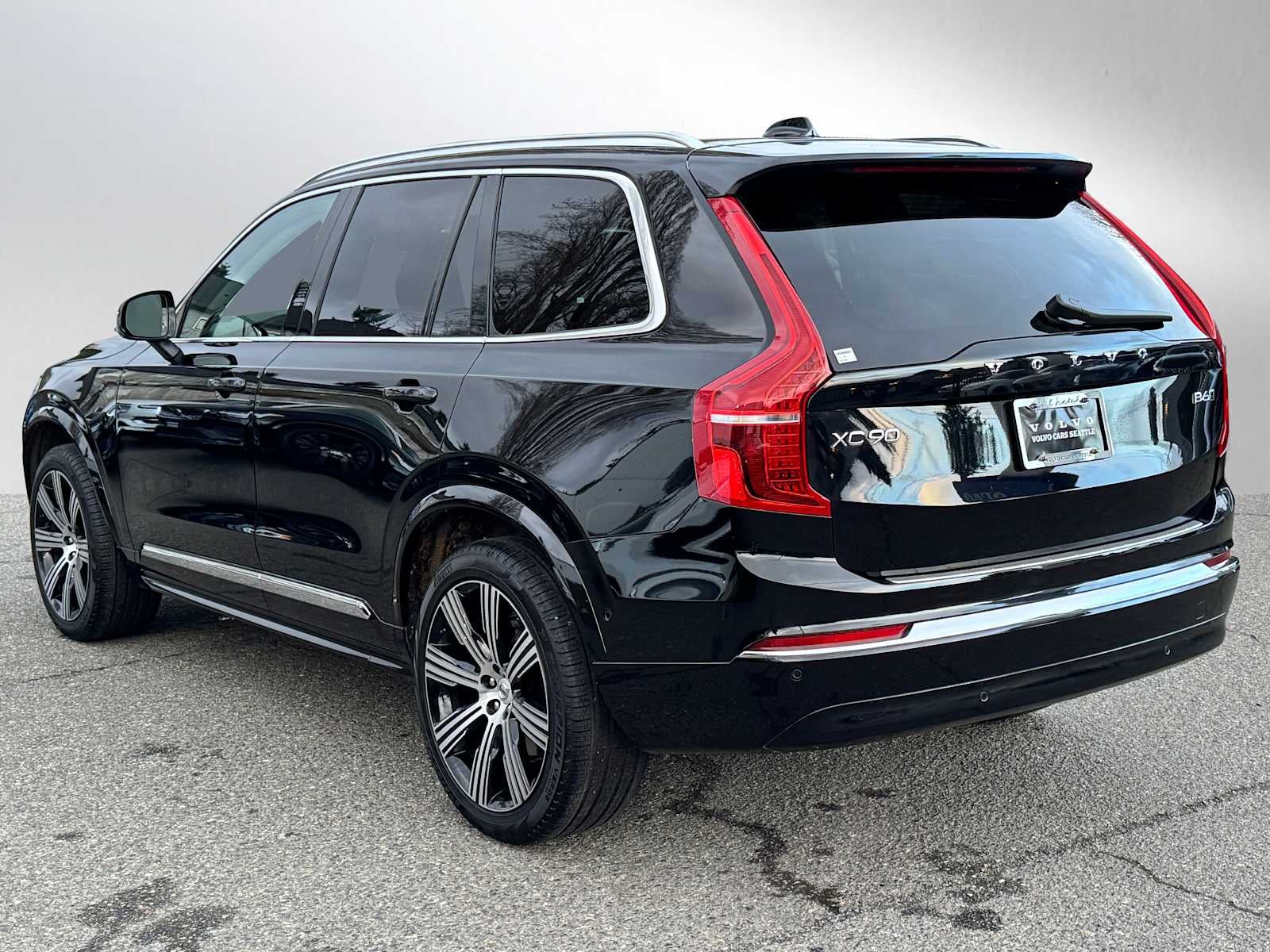 2025 Volvo XC90 Plus