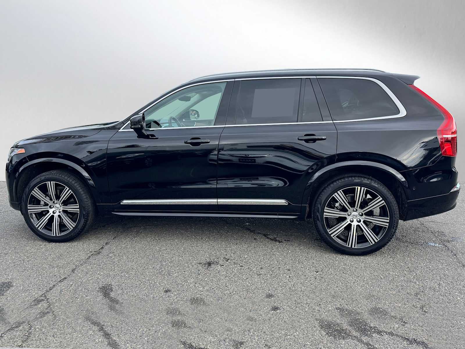 2025 Volvo XC90 Plus