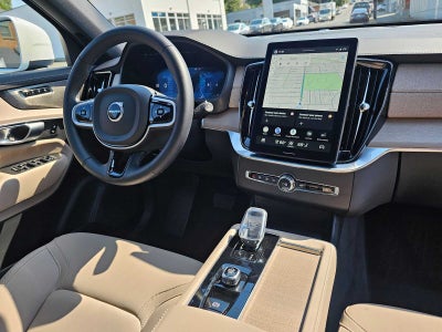 2026 Volvo XC90 Plus