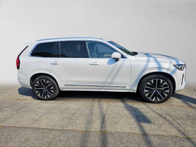 2026 Volvo XC90 Plus
