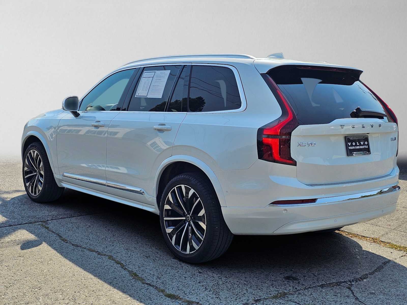 2026 Volvo XC90 Plus