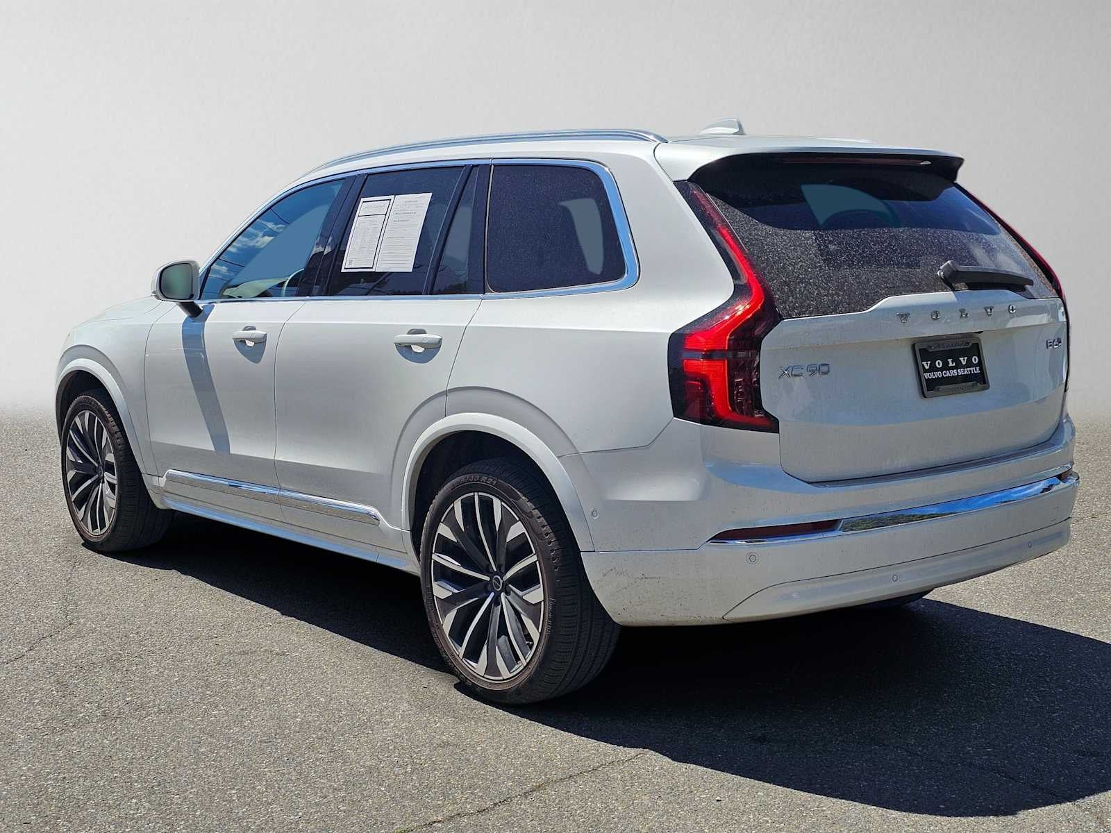 2026 Volvo XC90 Plus