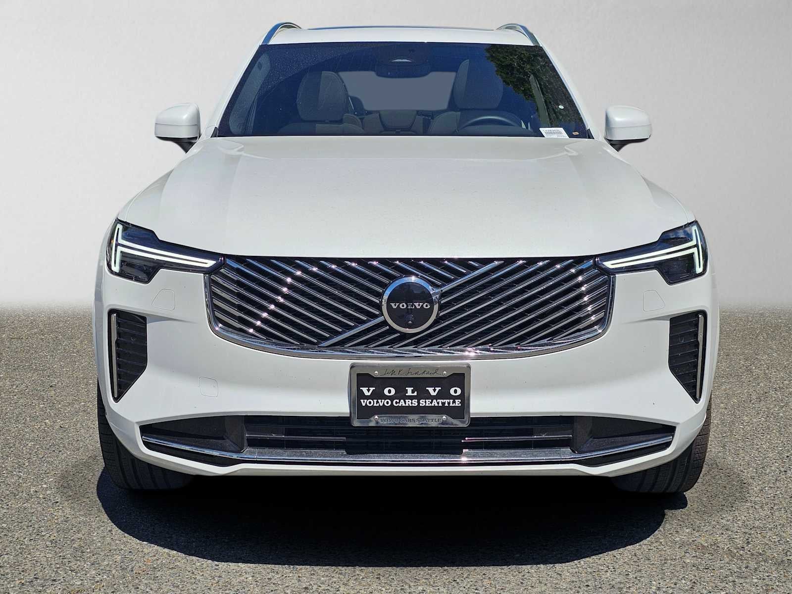 2026 Volvo XC90 Plus