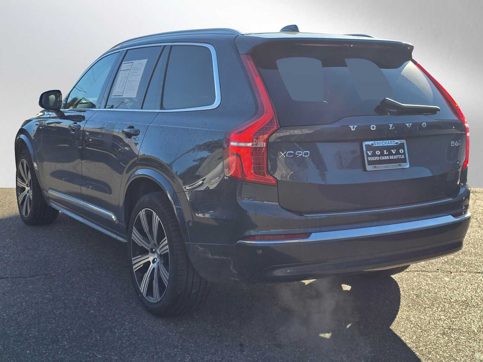 2024 Volvo XC90 Ultimate Bright Theme