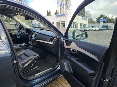 2024 Volvo XC90 Ultimate Bright Theme