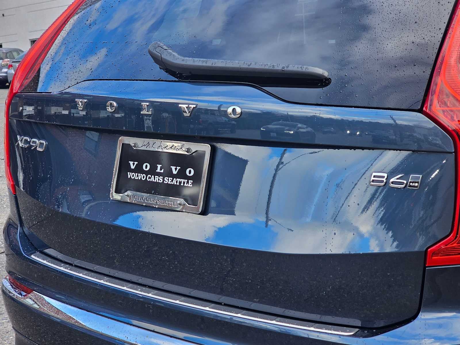 2024 Volvo XC90 Ultimate Bright Theme