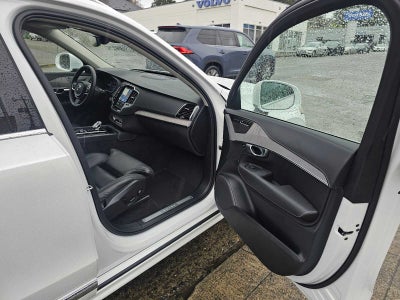 2024 Volvo XC90 Ultimate Bright Theme