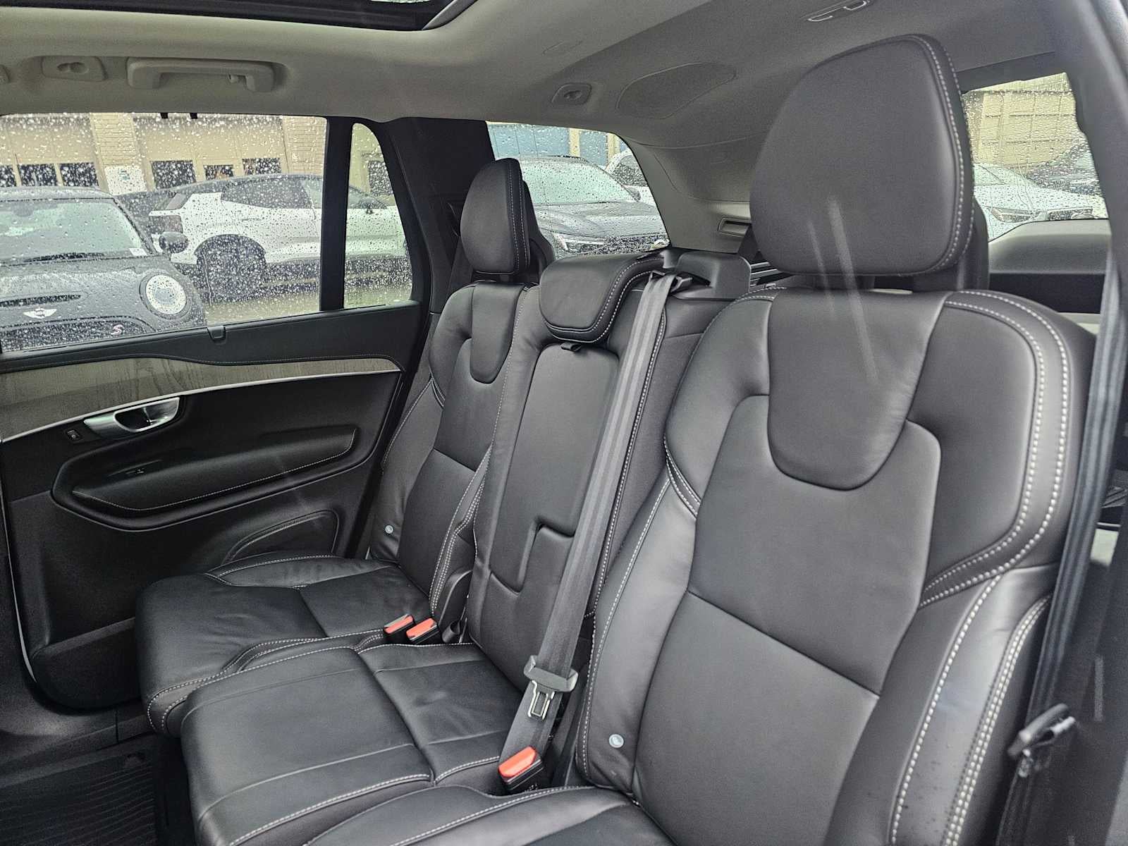 2024 Volvo XC90 Ultimate Bright Theme