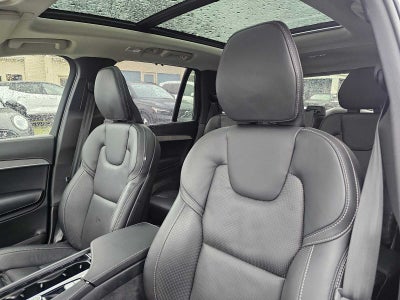 2024 Volvo XC90 Ultimate Bright Theme