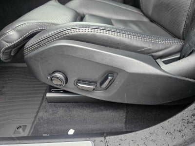 2024 Volvo XC90 Ultimate Bright Theme