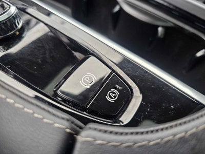 2024 Volvo XC90 Ultimate Bright Theme