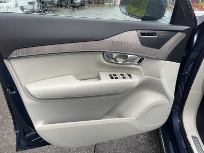 2023 Volvo XC90 Plus