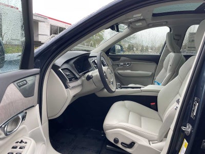 2023 Volvo XC90 Plus