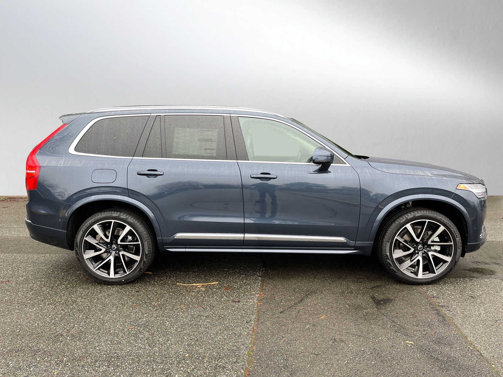 2023 Volvo XC90 Plus