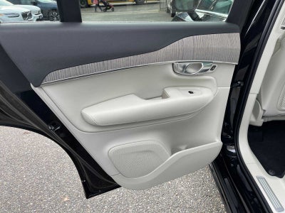 2023 Volvo XC90 Plus