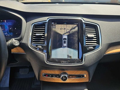 2023 Volvo XC90 Plus