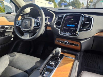 2023 Volvo XC90 Plus