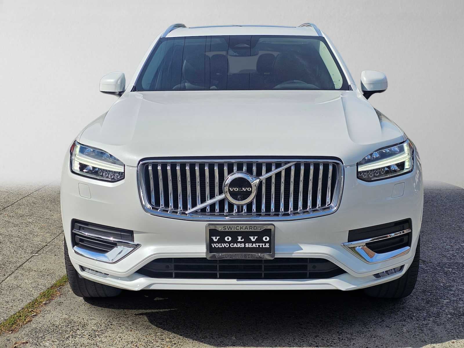 2023 Volvo XC90 Plus