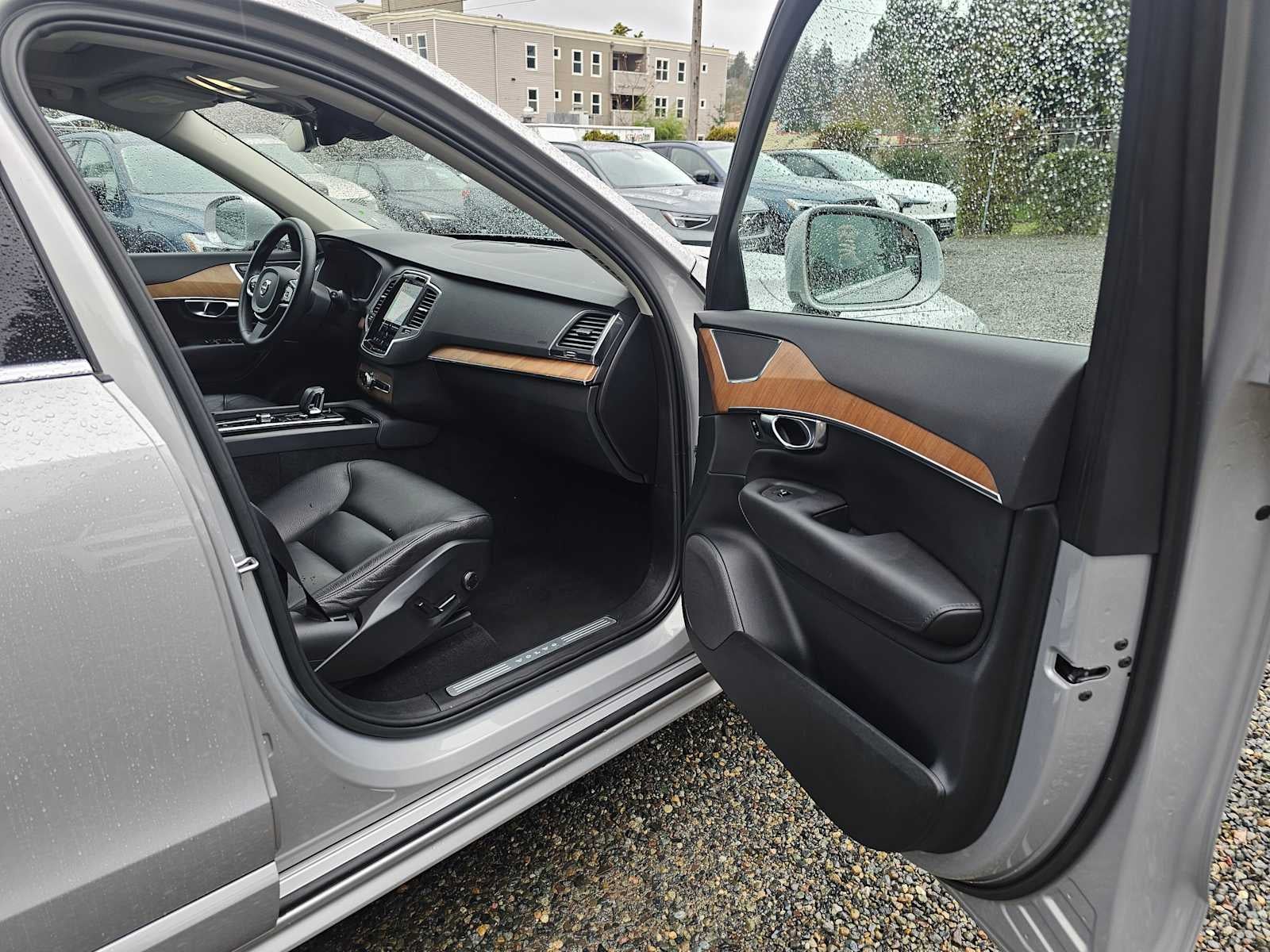 2023 Volvo XC90 Core