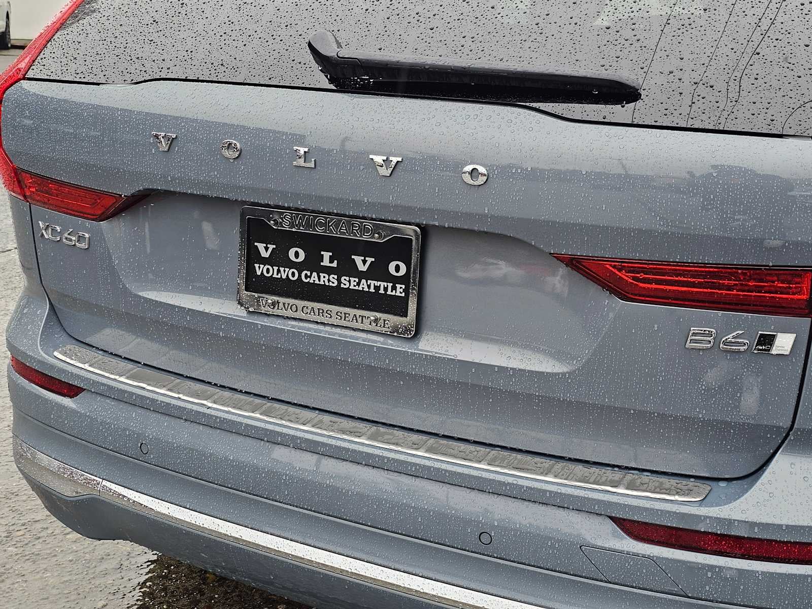 2023 Volvo XC60 Ultimate Bright Theme