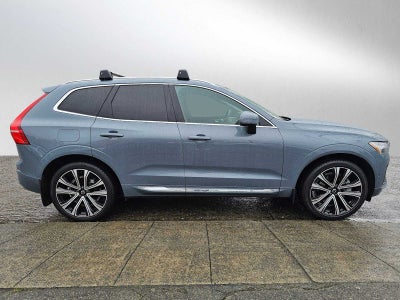 2023 Volvo XC60 Ultimate Bright Theme