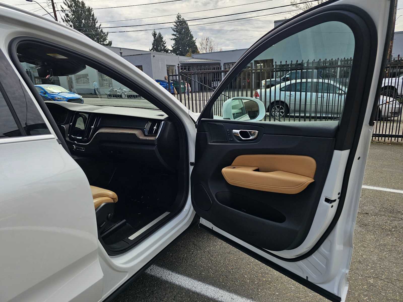 2021 Volvo XC60 Inscription